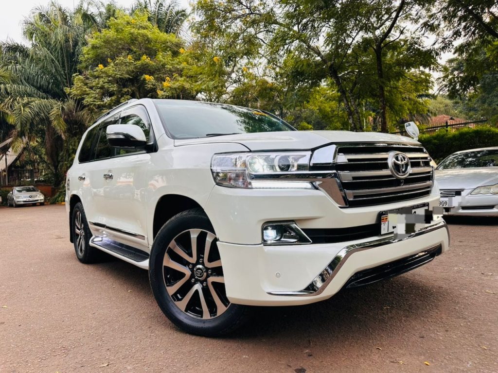 Land Cruiser V8